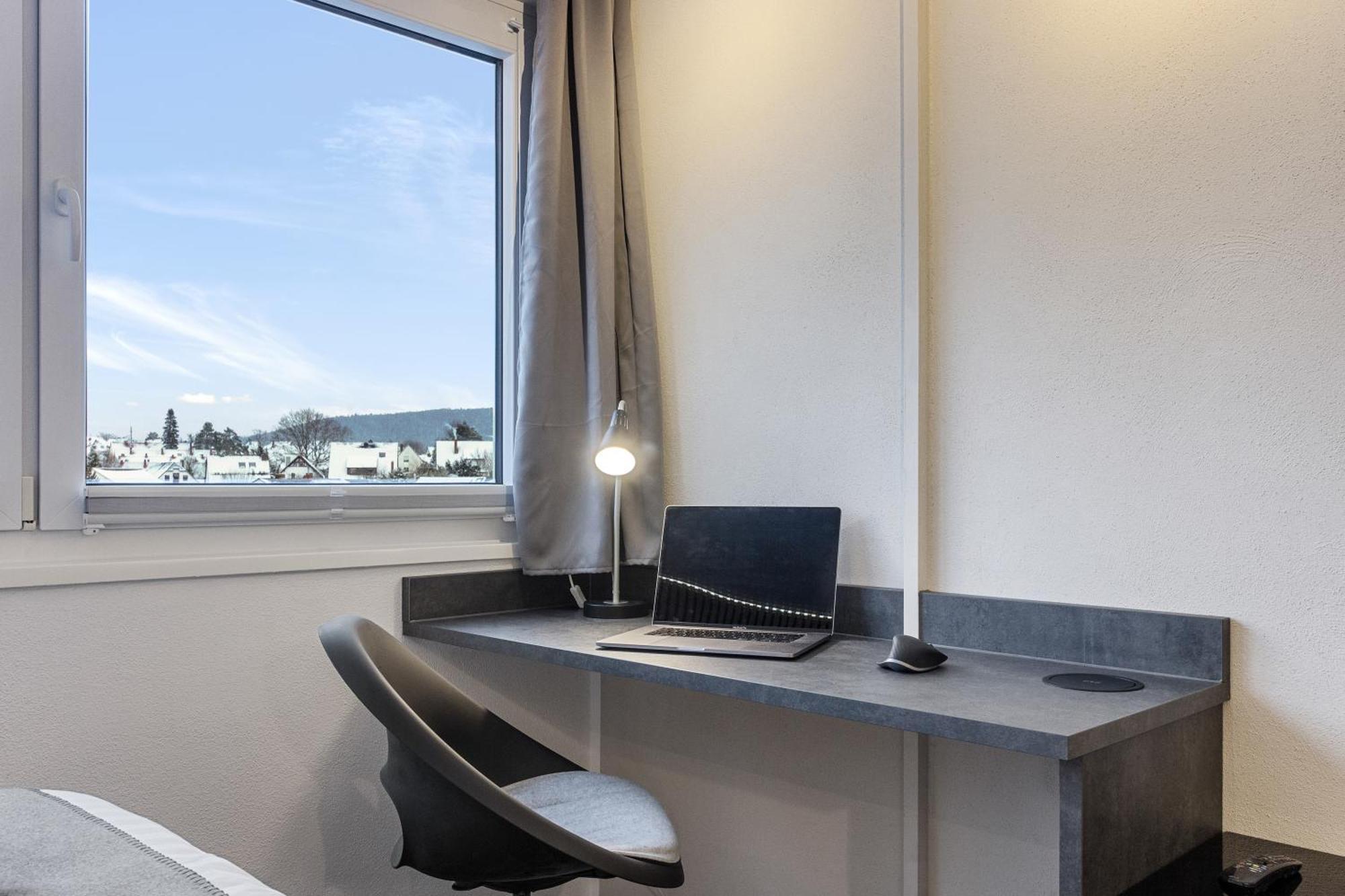 Appartement Fuer 1-2 - Wlan - Parkplatz - Homeoffice Кайзерслаутерн Екстериор снимка