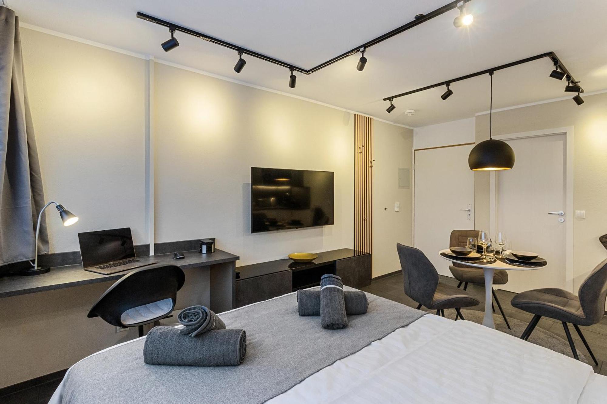 Appartement Fuer 1-2 - Wlan - Parkplatz - Homeoffice Кайзерслаутерн Екстериор снимка